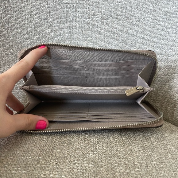 Coach Wallet - Picture 3 of 3